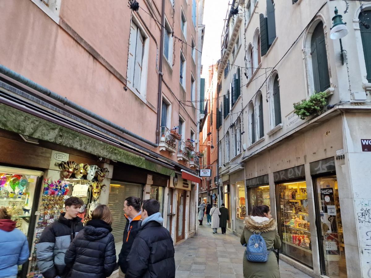 Al Centro Di 6 Posti Letto Appartement