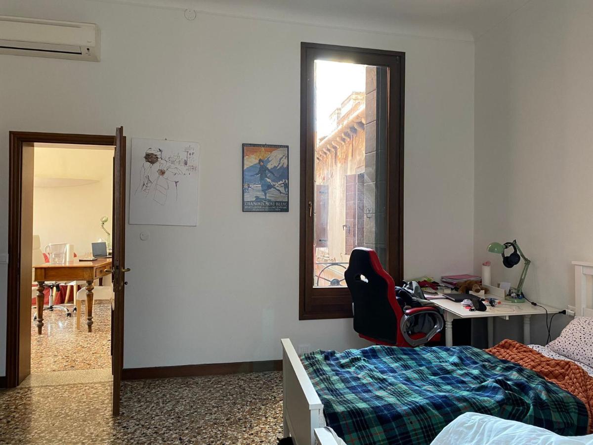 Apartment Al Centro Di 6 Posti Letto Venedig
